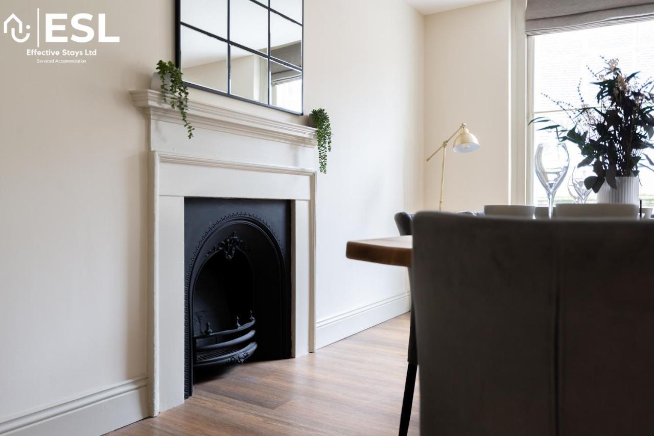 Shrewsbury Square - 2 Bedroom Second Floor Apartment - Perfect Central Location For Exploring Шрусбері Екстер'єр фото