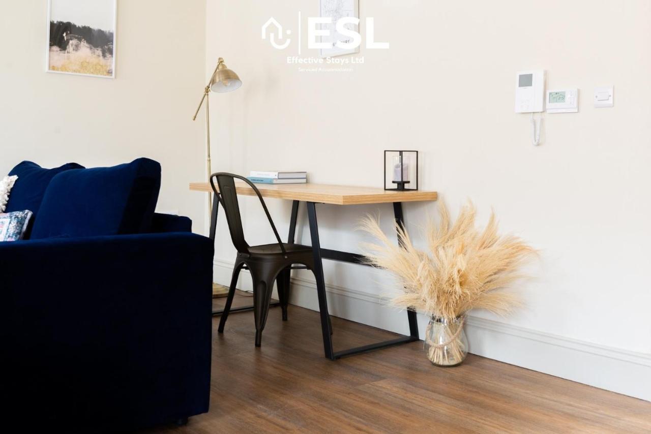Shrewsbury Square - 2 Bedroom Second Floor Apartment - Perfect Central Location For Exploring Шрусбері Екстер'єр фото